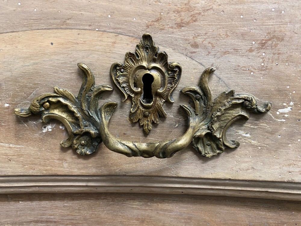 18th C French Walnut Commode Chest View XVI