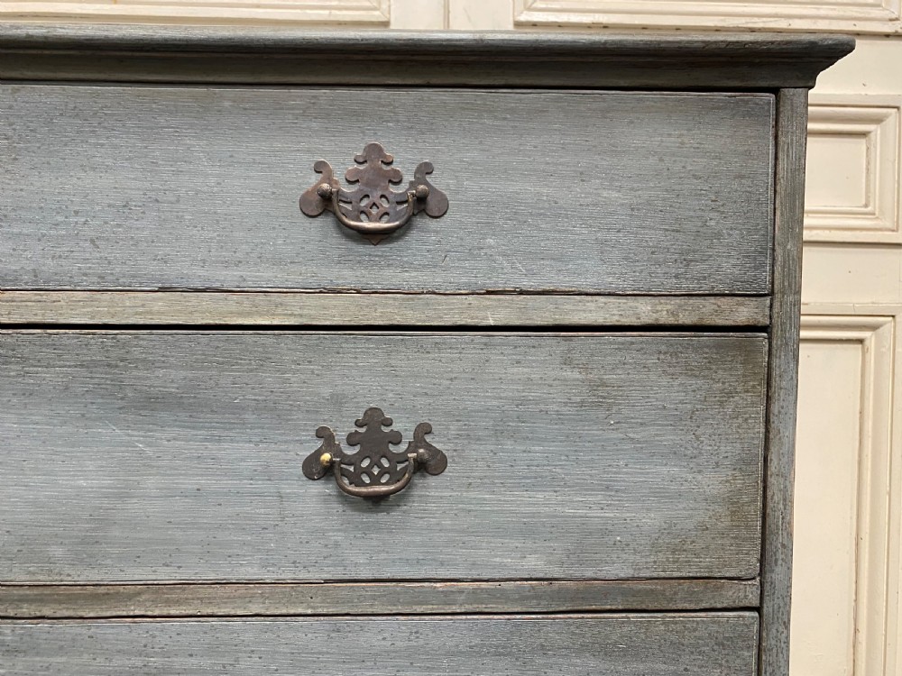 Georgian Oak Chest of Drawers View III