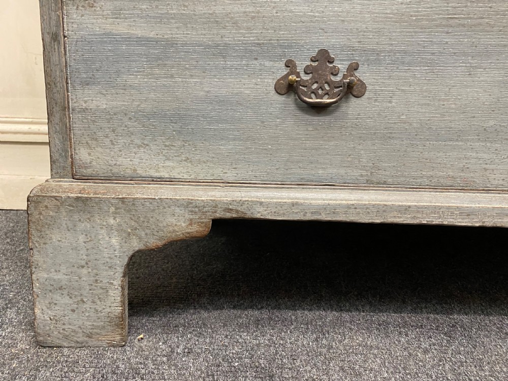 Georgian Oak Chest of Drawers View VI