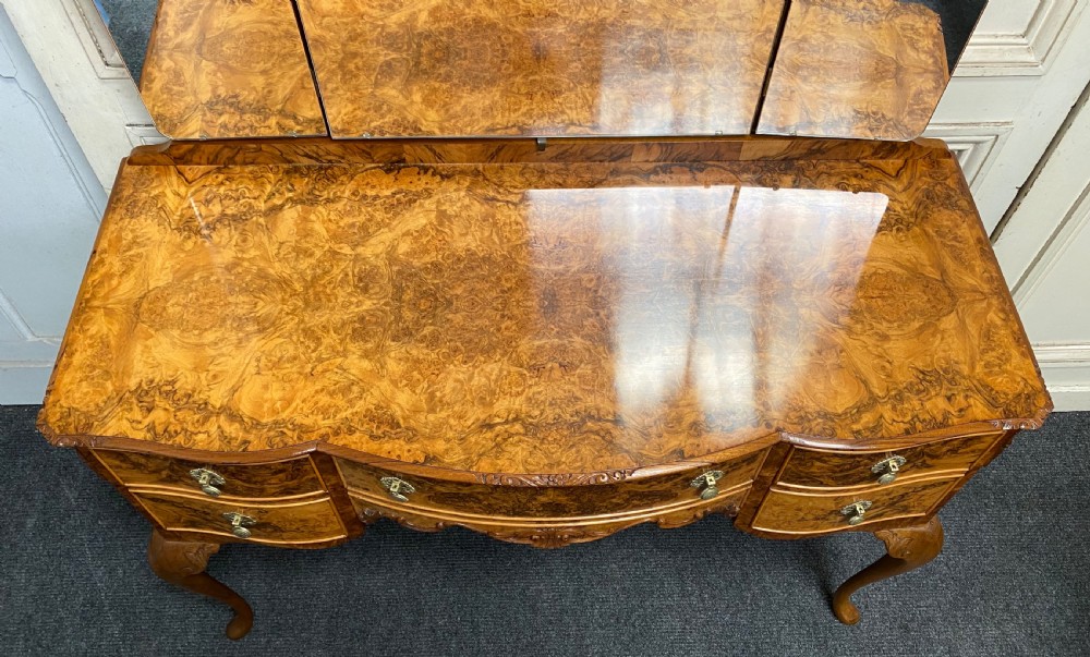 Burr Walnut Dressing Table View VII