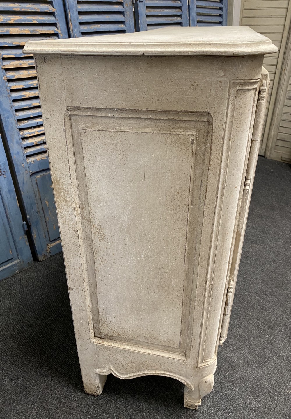 French 18th Century Buffet View XVI