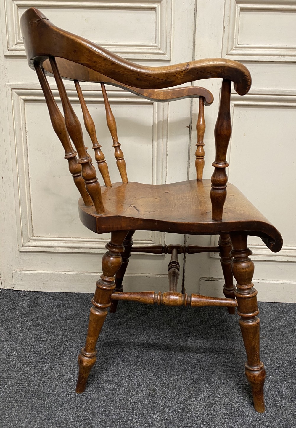 Country Arm Chair View VI
