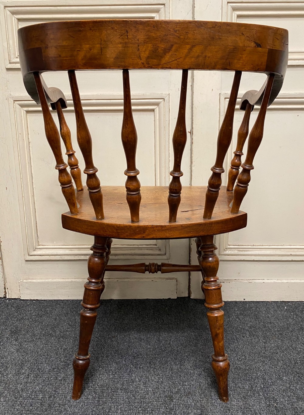 Country Arm Chair View VII