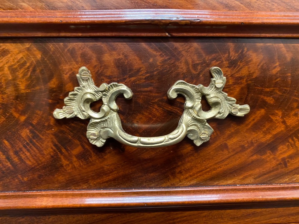 Superb Quality French Chest of Drawers  View XI