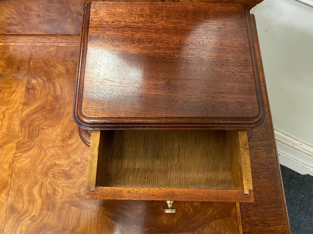 Pretty French Dressing Table View XI