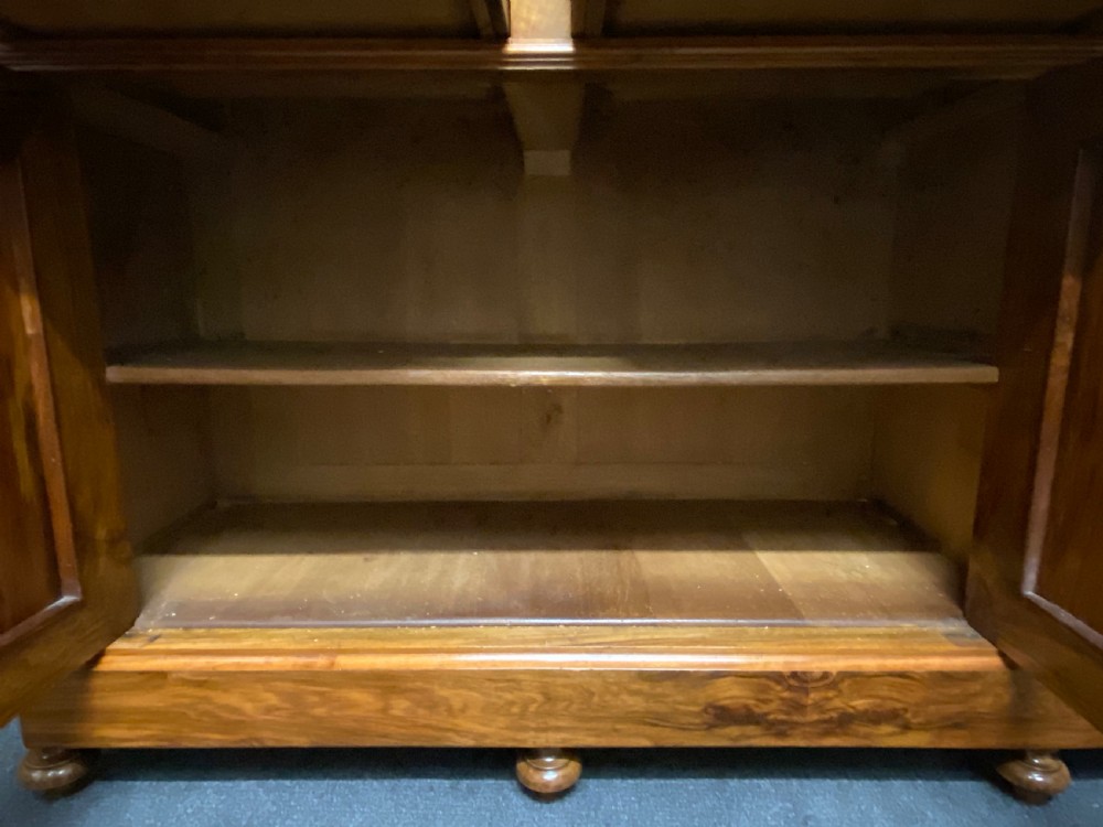 Fine Quality French Walnut Library Bookcase View XV