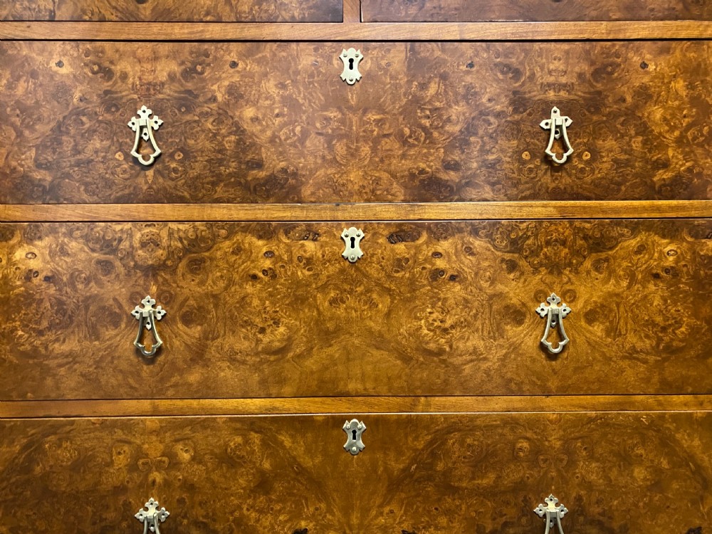 Superb Quality Chest of Drawers View VII