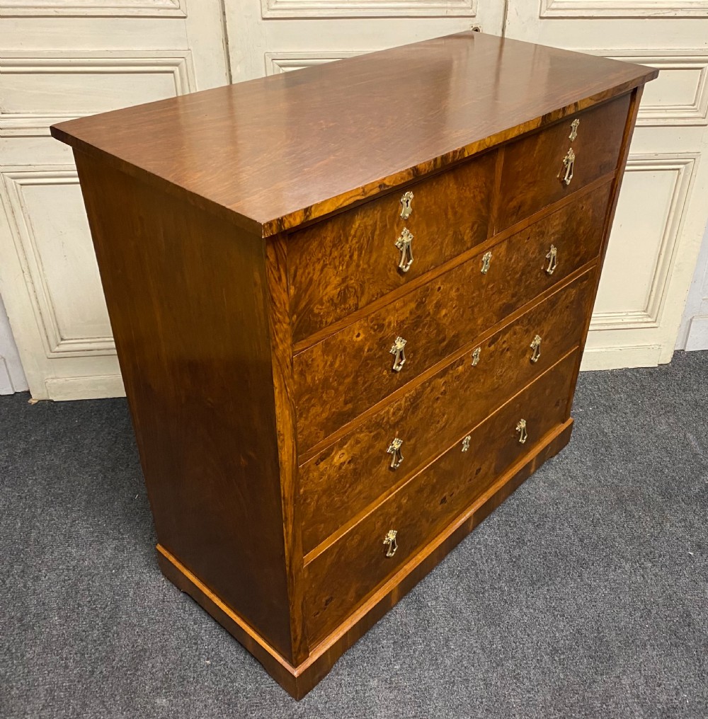 Superb Quality Chest of Drawers View IX