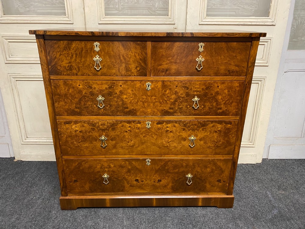 Superb Quality Chest of Drawers View XVI