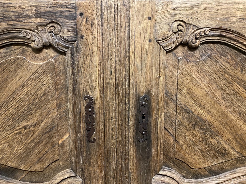 18th Century French Oak Dresser View VII
