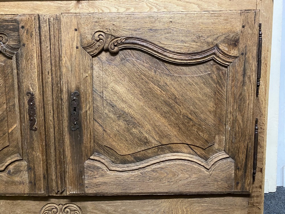 18th Century French Oak Dresser View VIII