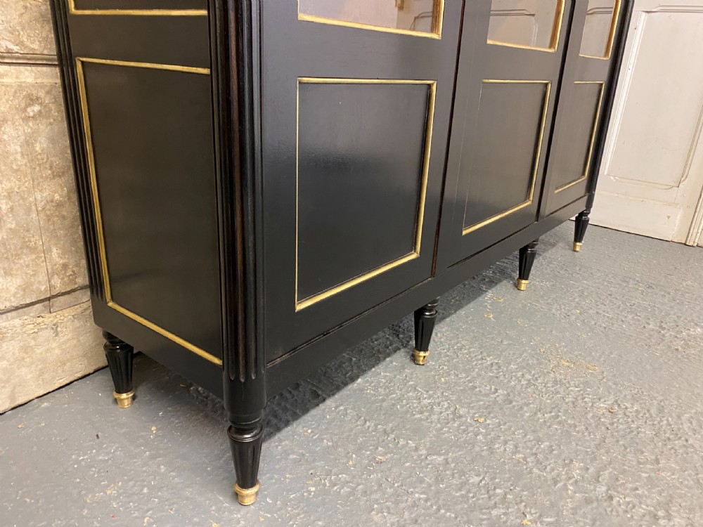 Stunning French Louis XVI Ebony Cabinet View XII