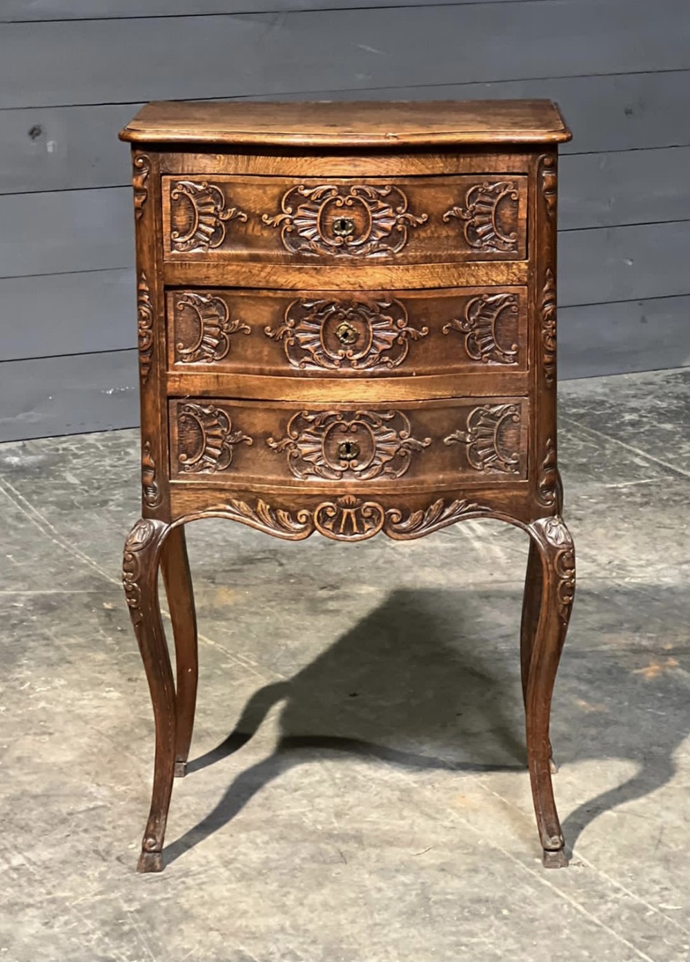 Pretty French Chest of Drawers
