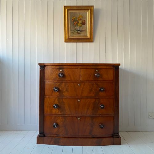 Victorian Mahogany Bow Front Chest of Drawers