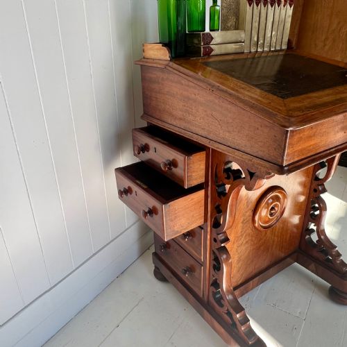 fig 1. Victorian Mahagony Davenport Desk