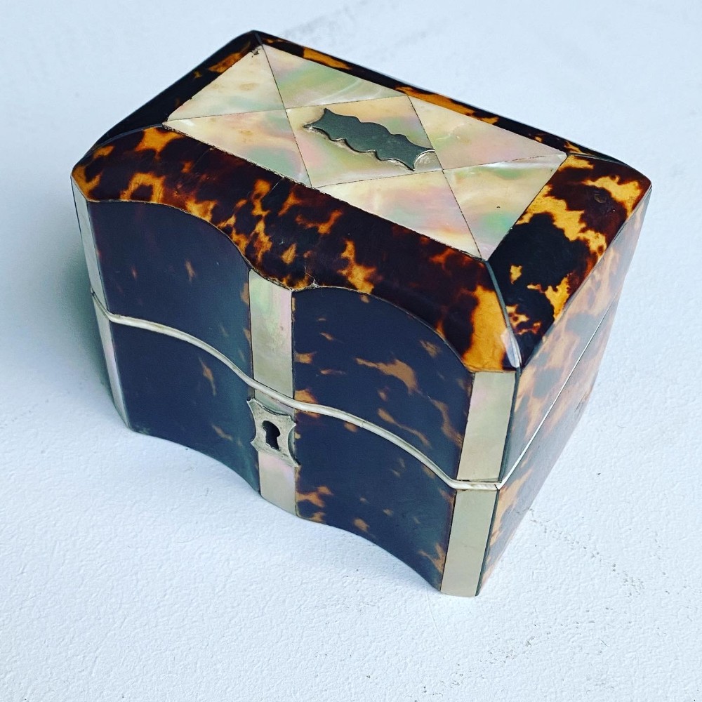 Victorian Tortoiseshell and Mother-of-Pearl Parquetry Inlaid Travelling Perfume Bottle Case