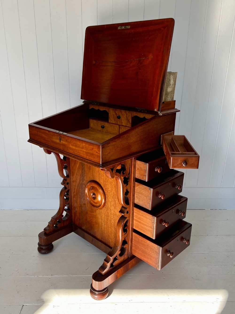 Victorian Mahagony Davenport Desk View VII
