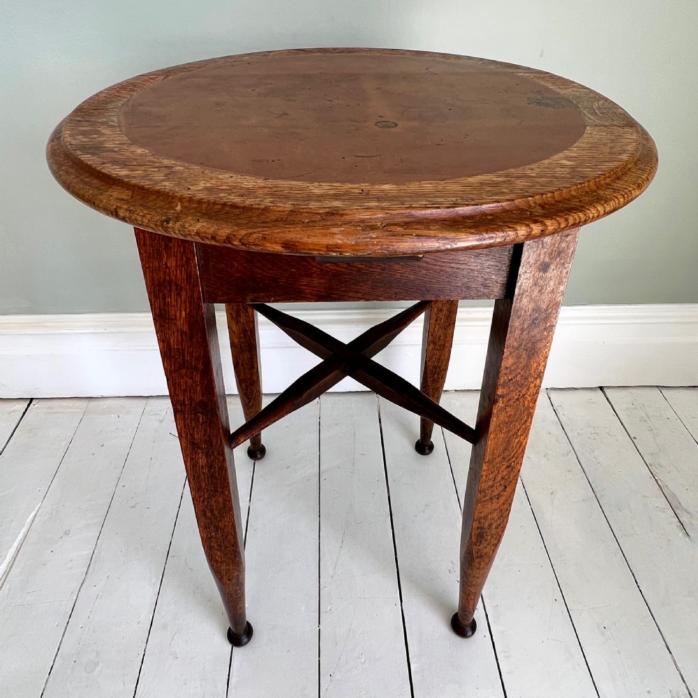 Pair of Early C20th Oak Lamp or Display Tables View VII
