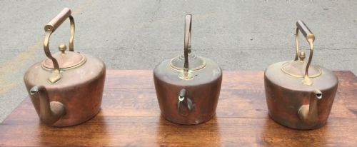 THREE VICTORIAN COPPER KETTLES - ADDITIONAL PHOTO 3