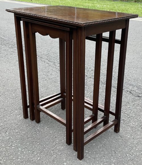 NEXT OF THREE COFFEE TABLES BY WARING GILLOW - ADDITIONAL PHOTO 4