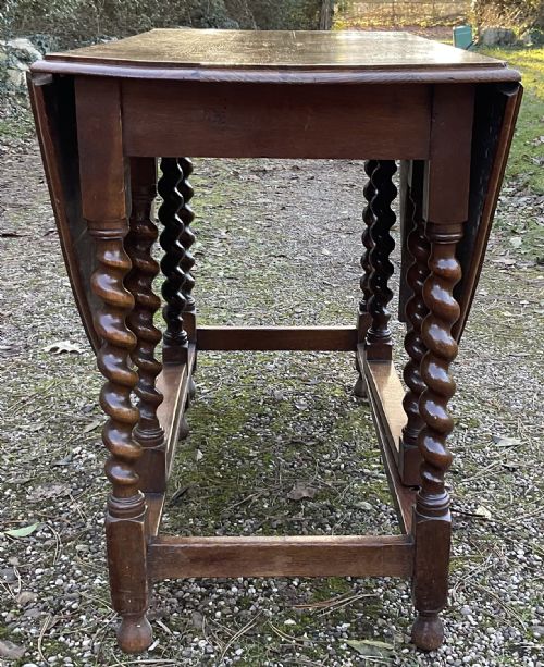 QUALITY OAK GATELEG DINING TABLE - ADDITIONAL PHOTO 1