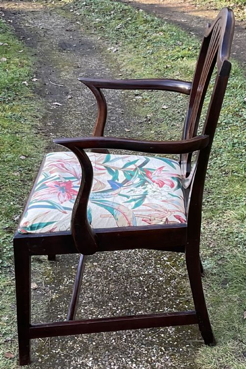GEORGIAN MAHOGANY CARVER ARMCHAIR - ADDITIONAL PHOTO 6