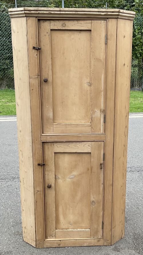Victorian Pine Standing Corner Cupboard