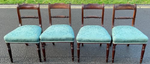 SET OF FOUR GEORGIAN MAHOGANY DINING CHAIRS - ADDITIONAL PHOTO 1