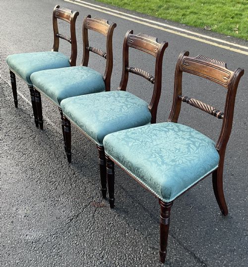 SET OF FOUR GEORGIAN MAHOGANY DINING CHAIRS - ADDITIONAL PHOTO 3