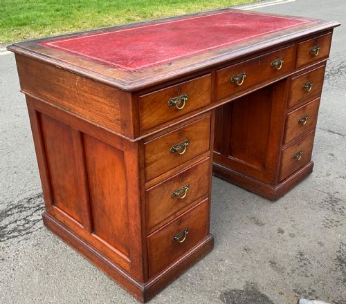 fig 1. Victorian Mahogany Pedestal Writing Desk