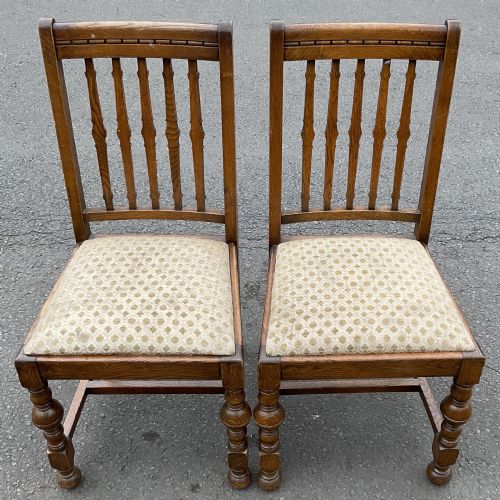 PAIR OAK DINING CHAIRS - ADDITIONAL PHOTO 1