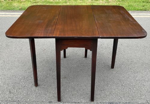GEORGIAN MAHOGANY DROPLEAF DINING TABLE - ADDITIONAL PHOTO 3