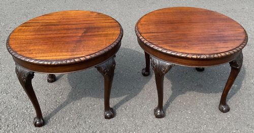 PAIR CHIPPENDALE STYLE ROUND MAHOGANY COFFEE TABLES - ADDITIONAL PHOTO 1