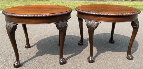 PAIR CHIPPENDALE STYLE ROUND MAHOGANY COFFEE TABLES - ADDITIONAL PHOTO 6