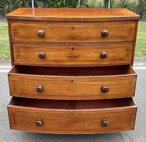 GEORGIAN MAHOGANY INLAID BOWFRONT CHEST OF DRAWERS - ADDITIONAL PHOTO 7
