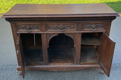VICTORIAN CARVED OAK SIDEBOARD - ADDITIONAL PHOTO 7