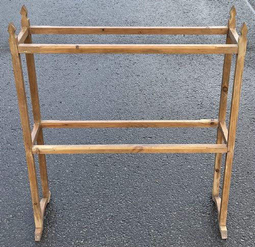 EDWARDIAN PINE STANDING TOWEL RAIL - ADDITIONAL PHOTO 1