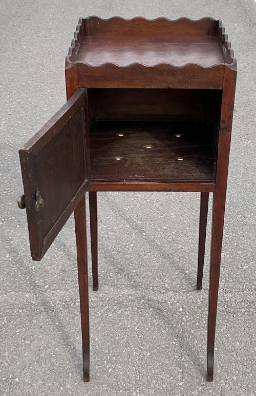 GEORGIAN MAHOGANY POT CUPBOARD - ADDITIONAL PHOTO 3