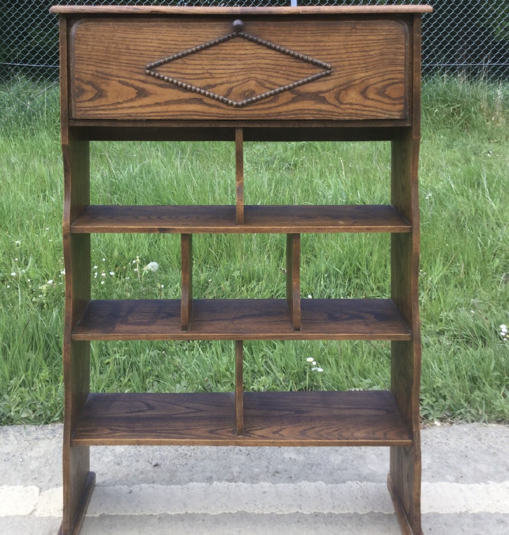 Small Oak Standing Bookshelves