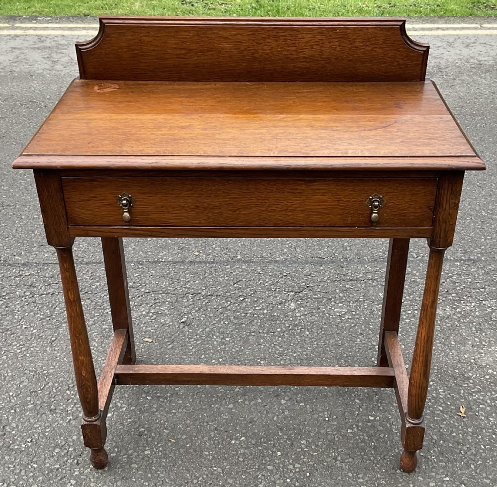 Oak Hall Table 