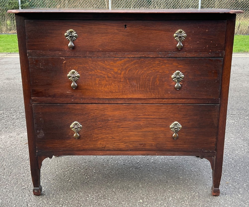 Edwardian Oak Chest of Drawers  View IV