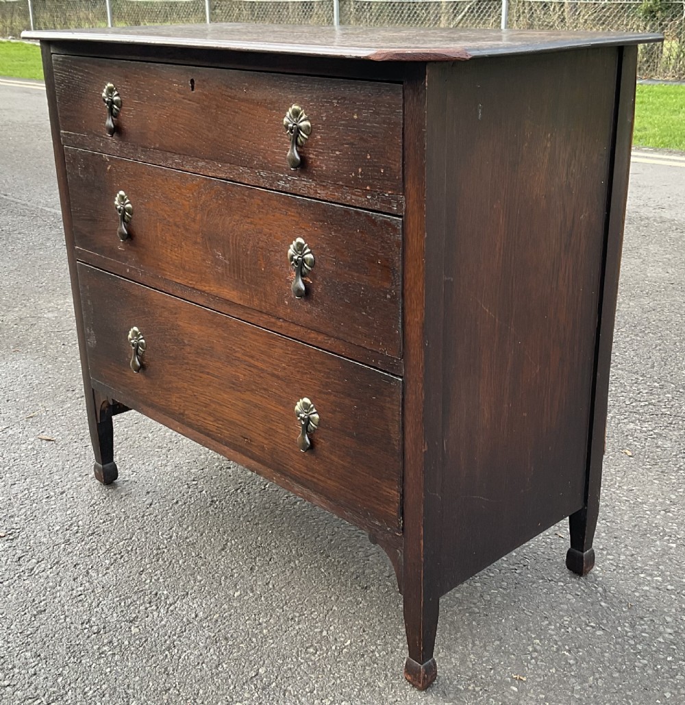 Edwardian Oak Chest of Drawers  View VIII