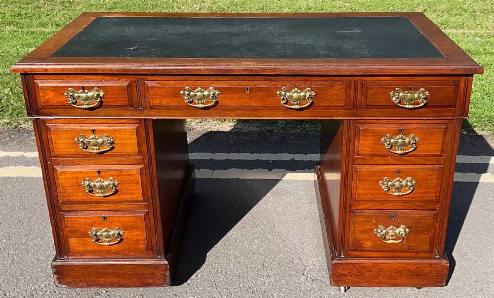 Edwardian Mahogany Pedestal Writing Desk
