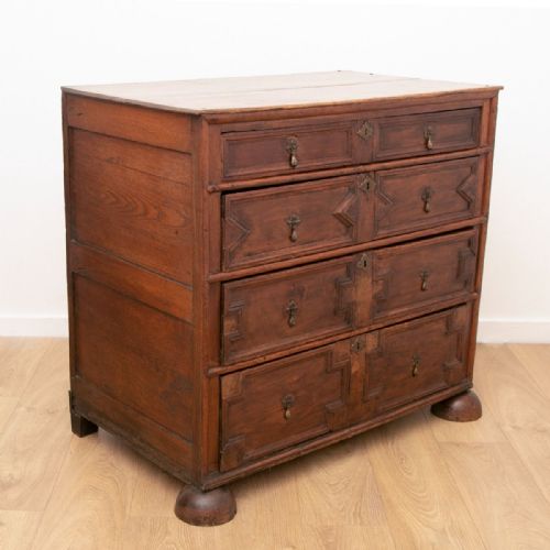 17TH CENTURY JACOBEAN OAK CHEST OF DRAWERS - ADDITIONAL PHOTO 1