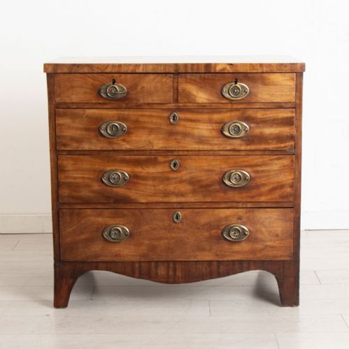 antique chest of drawers in walnut - CATEGORY: ANTIQUE CHEST OF DRAWERS - DATED 19TH CENTURY