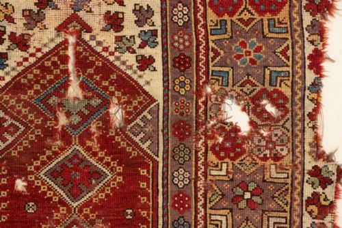 19TH CENTURY MILAS PRAYER MAT FRAGMENT - ADDITIONAL PHOTO 1