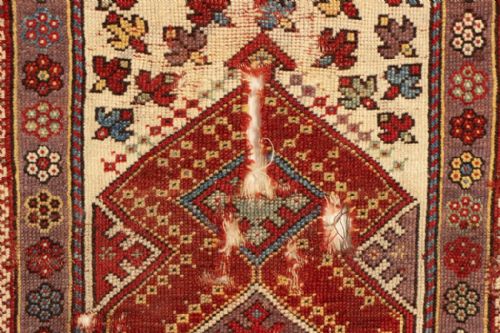 19TH CENTURY MILAS PRAYER MAT FRAGMENT - ADDITIONAL PHOTO 4