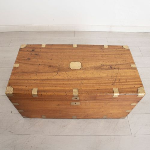 SOLID CAMPHOR WOOD CAMPAIGN TRUNK C1900 - ADDITIONAL PHOTO 4