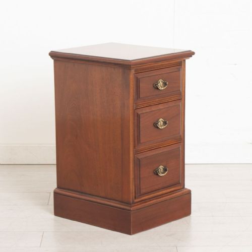 PAIR OF VICTORIAN MAHOGANY BEDSIDE CHESTS WITH ORIGINAL HANDLES C1880 - ADDITIONAL PHOTO 1