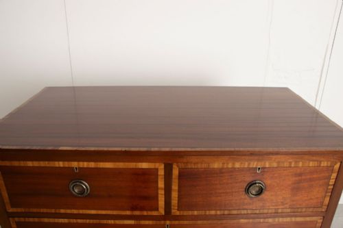 EDWARDIAN MAHOGANY CHEST OF DRAWERS WITH SATINWOOD CROSSBANDING BRASS RING DROP HANDLES C1900 - ADDITIONAL PHOTO 3